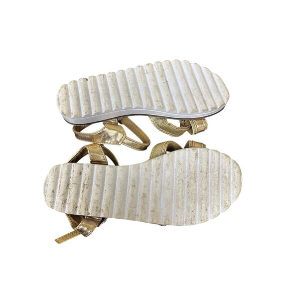 Nanette Lepore US 12 GIRLS Gold Criss Cross Ankle Strappy Sandals Vacation Beach - Picture 9 of 11